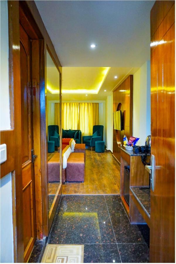 Comfort Inn Snow Park - Manali Exteriér fotografie